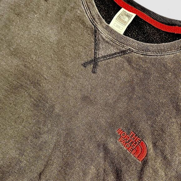 The North Face Black Crewneck Sweatshirt Size XL Vintage Y2K Outdoor Streetwear - Picture 1 of 4